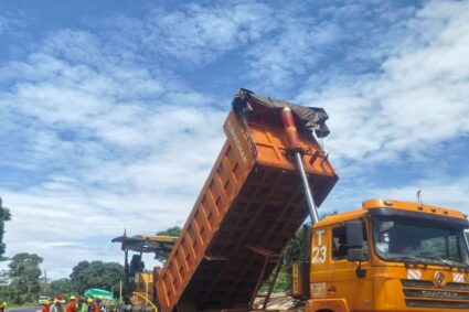 Centrafrique – M’baïki : Les travaux de modernisation de la voirie urbaine se poursuivent à un rythme soutenu