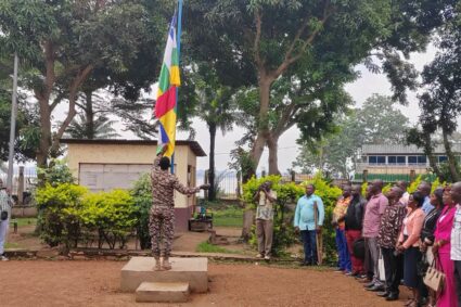 Levée des couleurs : Le Ministre d’Etat, Evariste Ngamana appelle à la rigueur et à la préservation du patrimoine public
